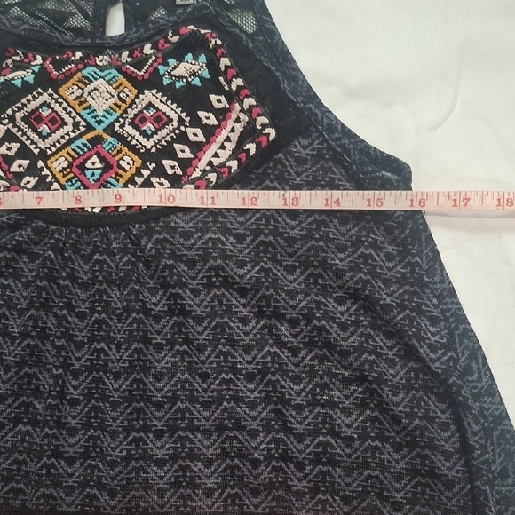 Crave Fame Black and Orange Camisole with Embroidered Neckline Size S - Picture 9 of 12